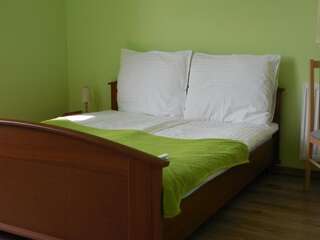 Отели типа «постель и завтрак» Praski Dom Sienno Большой двухместный номер с 1 кроватью-10